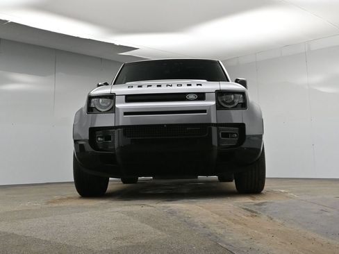 Used 2023 Land Rover Defender 110 X-Dynamic SE AWD/4WD image 49