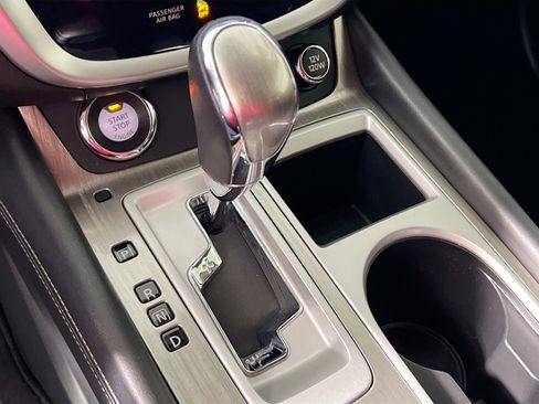 Used 2018 Nissan Murano SV w/ Premium Package image 25