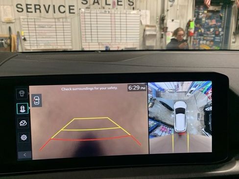 Used 2026 Kia Sportage X-Line w/ X-Line Technology Package image 16