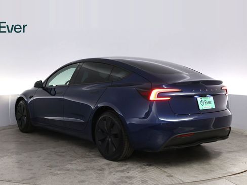 Used 2025 Tesla Model 3 Long Range image 17