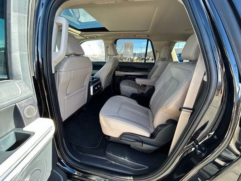Used 2024 Ford Expedition Max Limited image 22