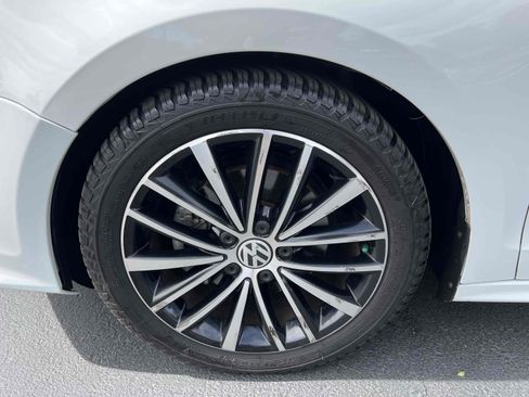 Used 2016 Volkswagen Jetta Sport w/ Lighting Package image 51