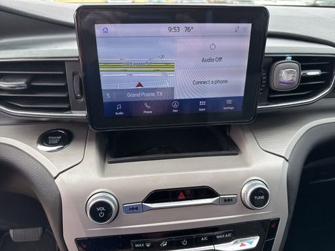 Used 2023 Ford Explorer XLT w/ Equipment Group 202A image 23