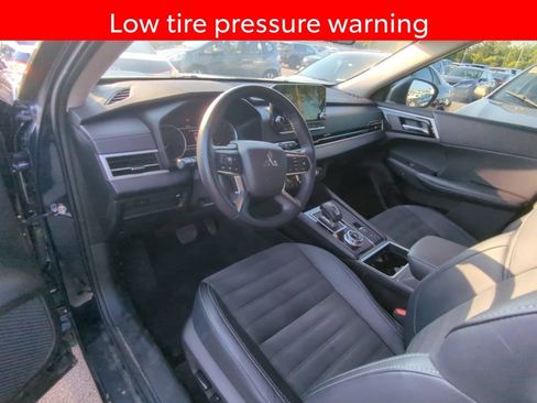 Used 2024 Mitsubishi Outlander SE AWD/4WD image 7