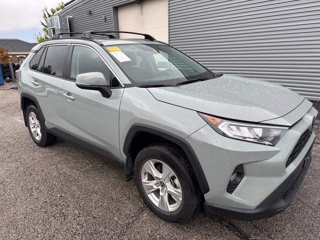 Used 2021 Toyota RAV4 XLE w/ Convenience Package AWD/4WD image 8