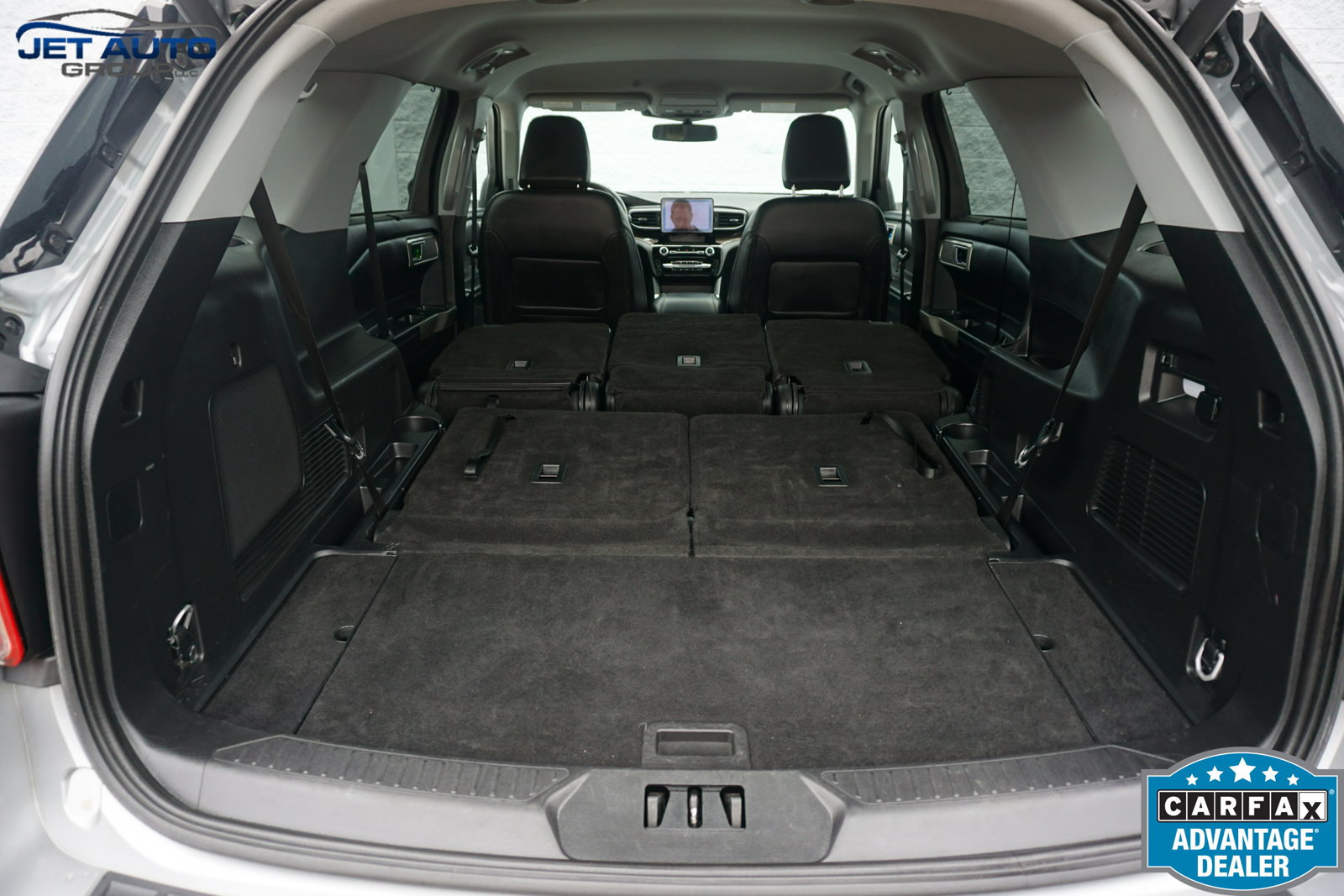 Used 2023 Ford Explorer Limited AWD/4WD image 20