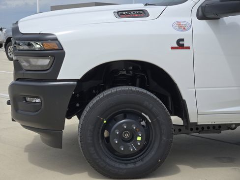New 2026 RAM 3500 Tradesman AWD/4WD image 5