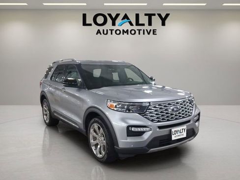 Used 2020 Ford Explorer Platinum w/ Premium Technology Package image 7