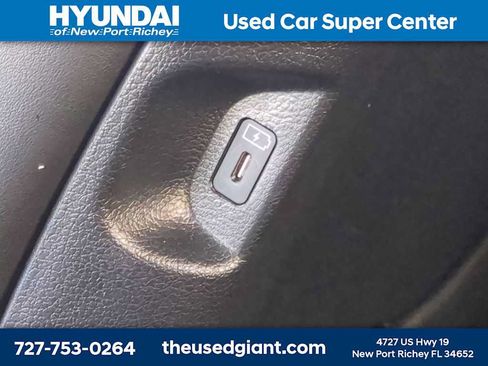 Certified 2024 Hyundai Palisade Calligraphy AWD/4WD image 34