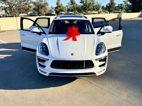 Used 2017 Porsche Macan GTS image 45