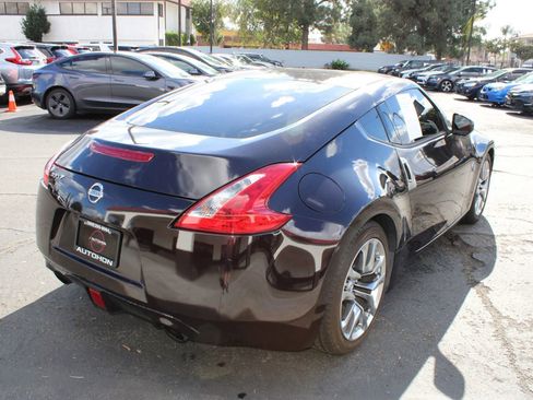 Used 2014 Nissan 370Z Coupe image 11