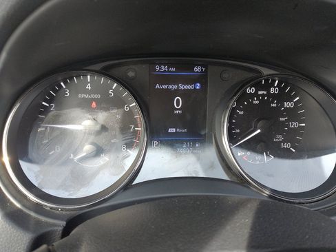 Used 2018 Nissan Rogue SL w/ Premium Package AWD/4WD image 23