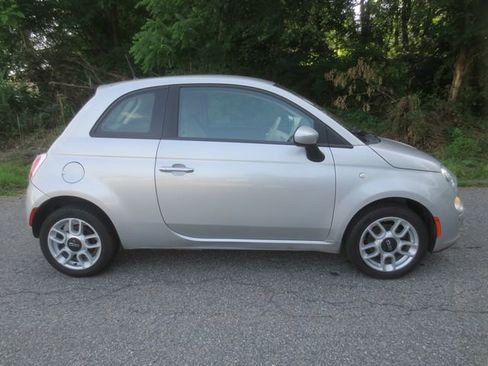 Used 2012 FIAT 500 Pop image 9