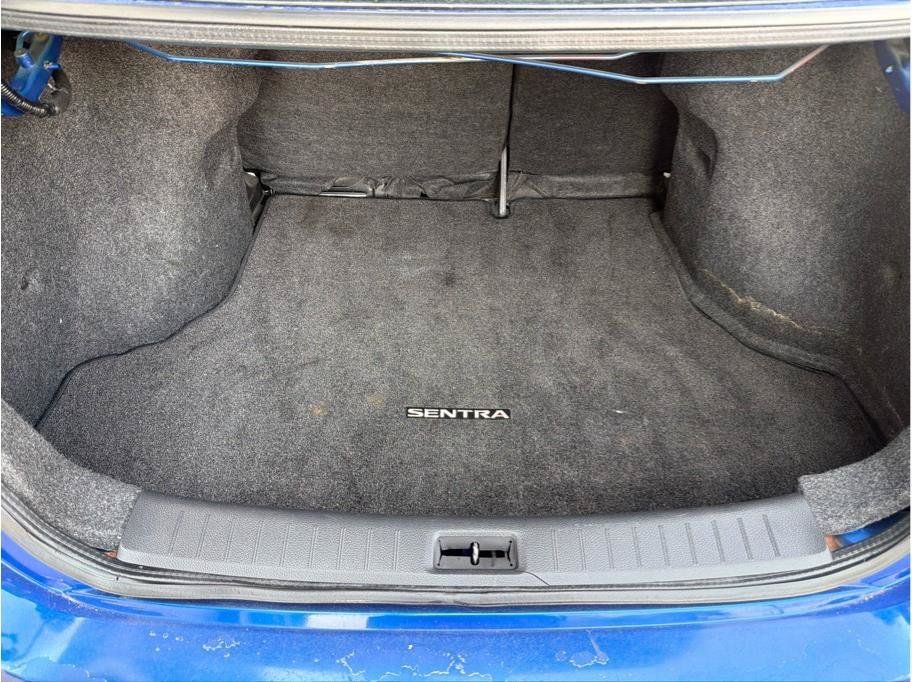 Used 2015 Nissan Sentra SR FWD image 24