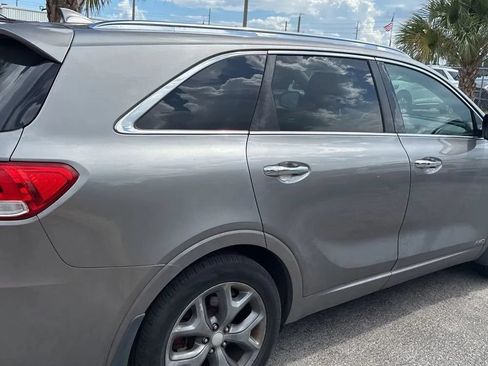 Used 2016 Kia Sorento SX AWD/4WD image 9