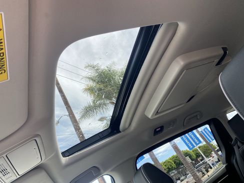 New 2026 Honda Odyssey Touring image 15