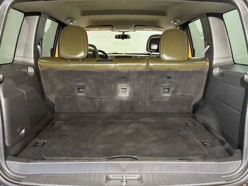 Used 2011 Jeep Liberty 70th Anniversary image 28