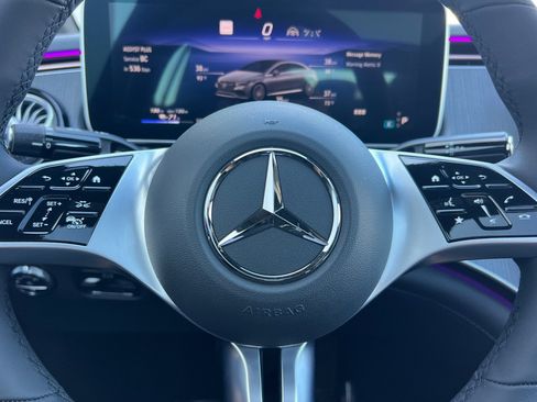 Used 2023 Mercedes-Benz EQE 500 4MATIC Sedan image 10