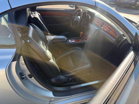 Used 2002 Lexus SC 430 Convertible image 9