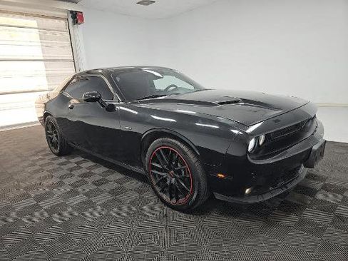 Used 2016 Dodge Challenger R/T image 22