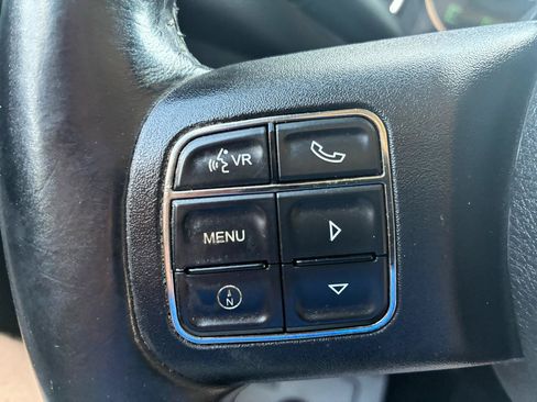 Used 2013 Jeep Wrangler Unlimited Sahara w/ Connectivity Group AWD/4WD image 19