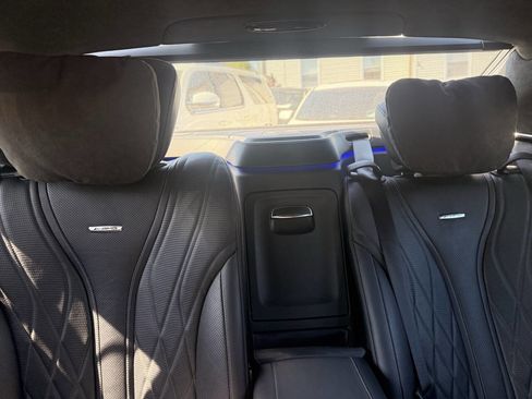 Used 2015 Mercedes-Benz S 63 AMG 4MATIC Sedan image 19