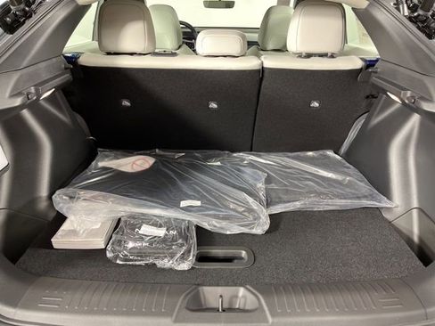 New 2026 Nissan Leaf Platinum+ w/ Cargo Package (Platinum+) FWD image 50