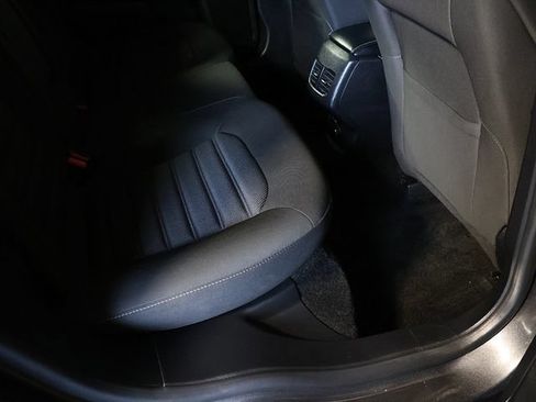 Used 2019 Ford Fusion SE FWD image 29