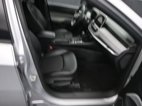 Used 2024 Jeep Compass Latitude AWD/4WD image 10