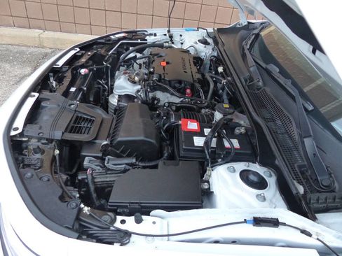 Used 2024 Honda Civic LX image 17