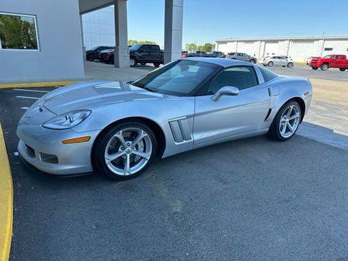 Used 2013 Chevrolet Corvette Grand Sport RWD image 2