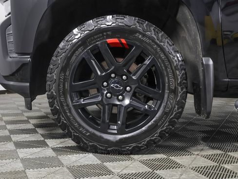 Used 2021 Chevrolet Silverado 1500 RST w/ Redline Edition image 22