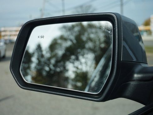 Used 2023 Chevrolet Traverse LT w/ LPO, Floor Liner Package image 45