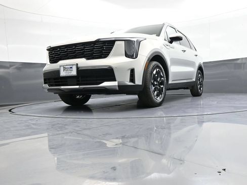 New 2026 Kia Sorento S FWD image 27