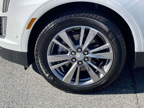 New 2025 Cadillac XT5 Premium Luxury w/ Technology Package image 9