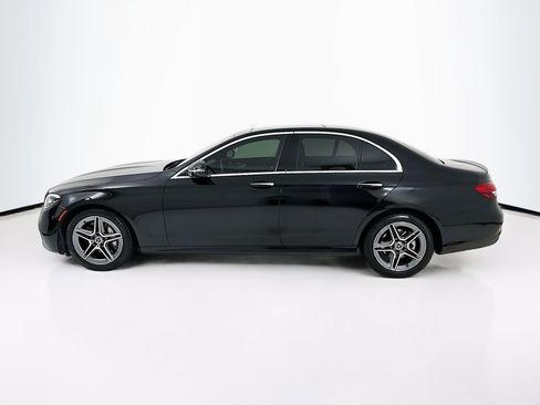 Used 2023 Mercedes-Benz E 350 4MATIC Sedan image 5