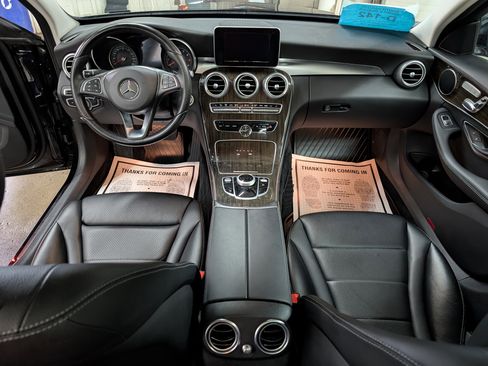 Used 2017 Mercedes-Benz C 300 4MATIC Sedan image 19