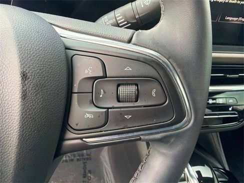 Used 2024 Buick Envista Avenir image 28