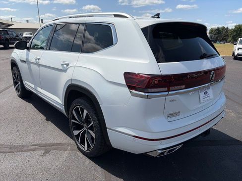 Used 2025 Volkswagen Atlas SEL Premium R-Line AWD/4WD image 3