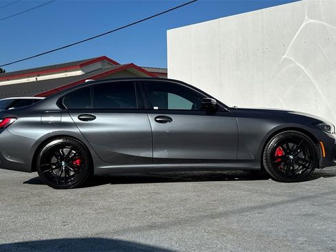 Used 2022 BMW M340i xDrive w/ Premium Package image 3