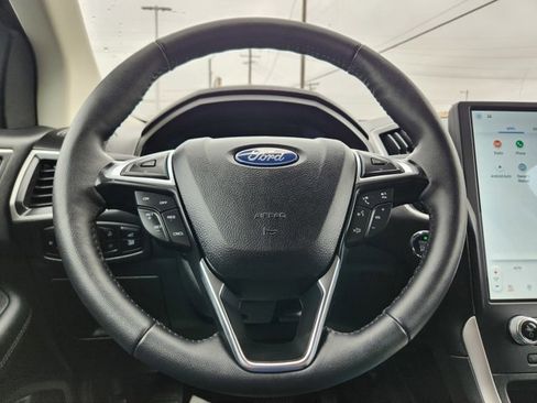 Certified 2024 Ford Edge SEL w/ Convenience Package image 18