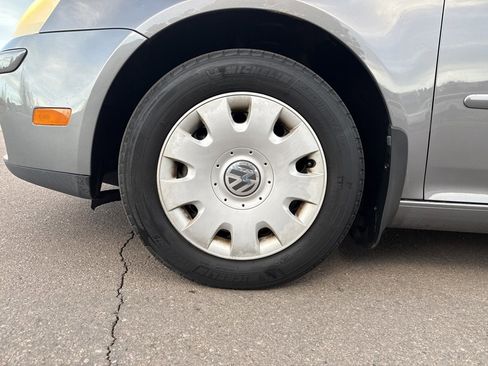 Used 2008 Volkswagen Rabbit S image 31