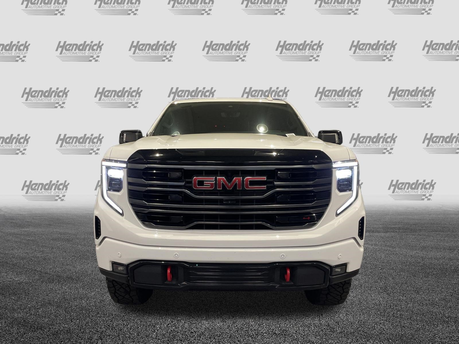 Used 2025 GMC Sierra 1500 AT4 w/ AT4 Premium Package AWD/4WD image 3