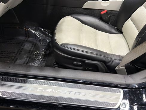 Used 2008 Chevrolet Corvette Coupe w/ Preferred Equipment Group image 37