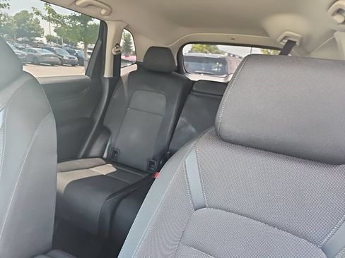 Used 2025 Honda CR-V LX image 9