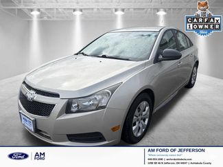 Used 2014 Chevrolet Cruze LS FWD video 1