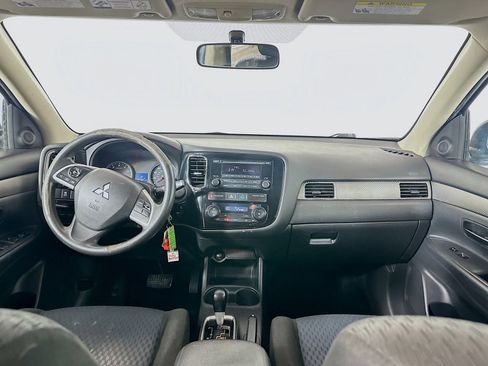 Used 2014 Mitsubishi Outlander ES FWD image 19