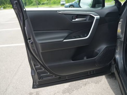 Used 2024 Toyota RAV4 XLE FWD image 13