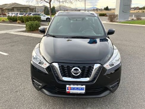 Used 2019 Nissan Kicks S image 53