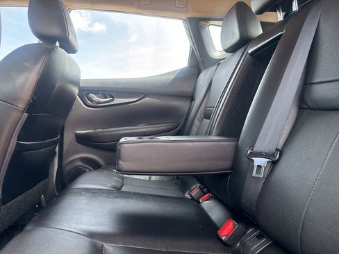 Used 2022 Nissan Rogue Sport SL w/ Premium Package AWD/4WD image 34